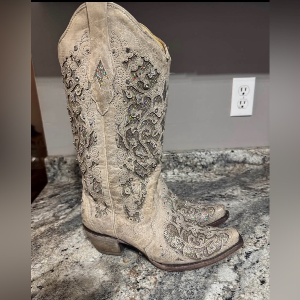 Women's Corral Embellished Beige Western Heeled Boots